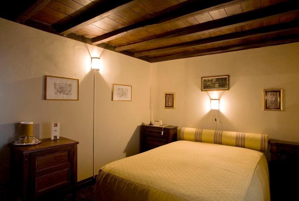 Residenza D'Epoca Eremo Delle Grazie Hotel Monteluco Room photo